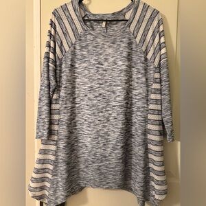 Cato long sleeve top size small